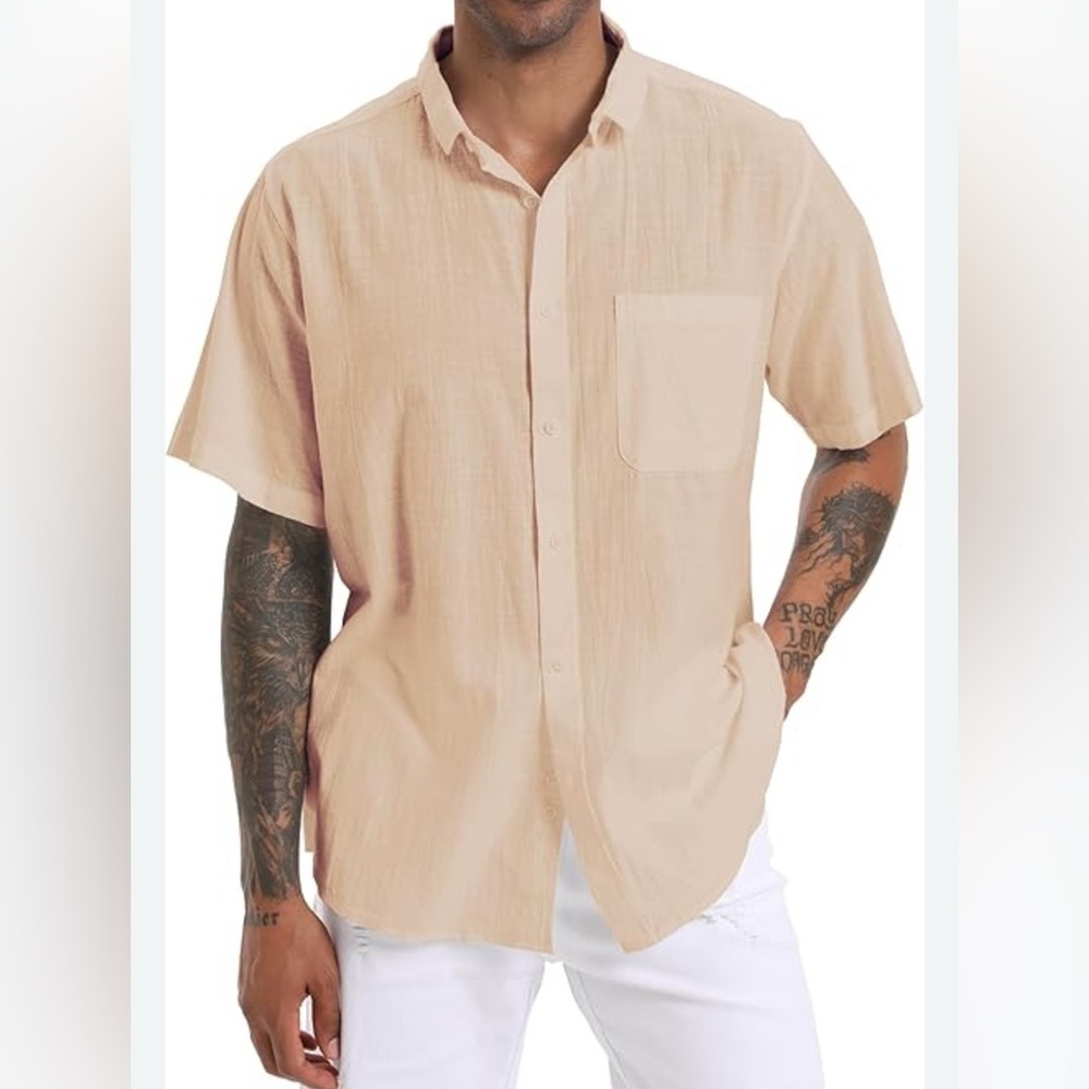 Dior elegant men's shirt you can wear it on the beach or something formal